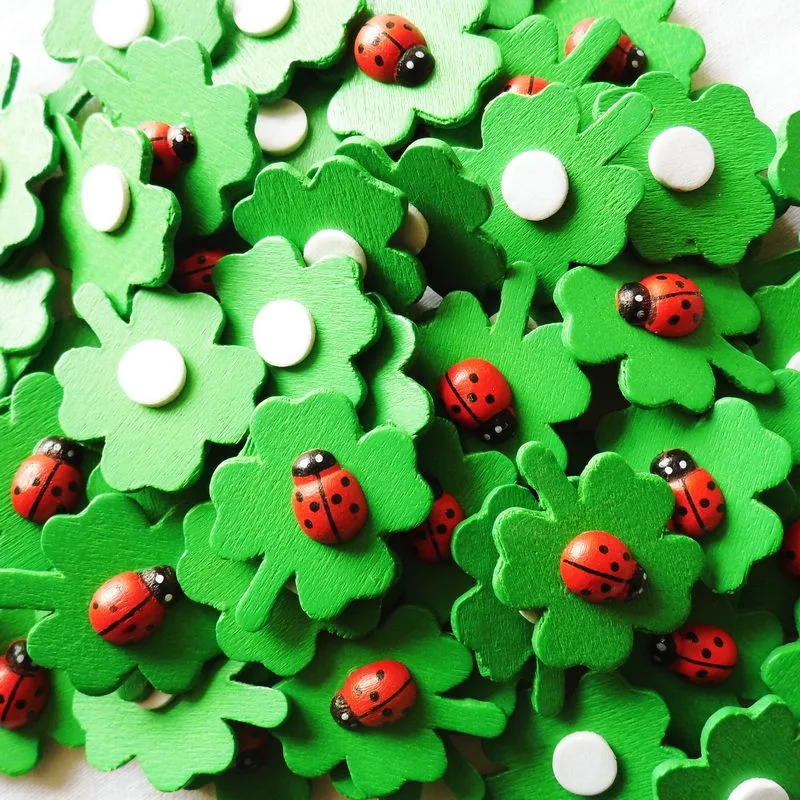 500PCS/VELIKO,Debelo Ladybug na travnih lesa nalepke Velikonočni obrti Vrtna Rastlina dekoracijo Vrtec DIY igrače Stenske nalepke