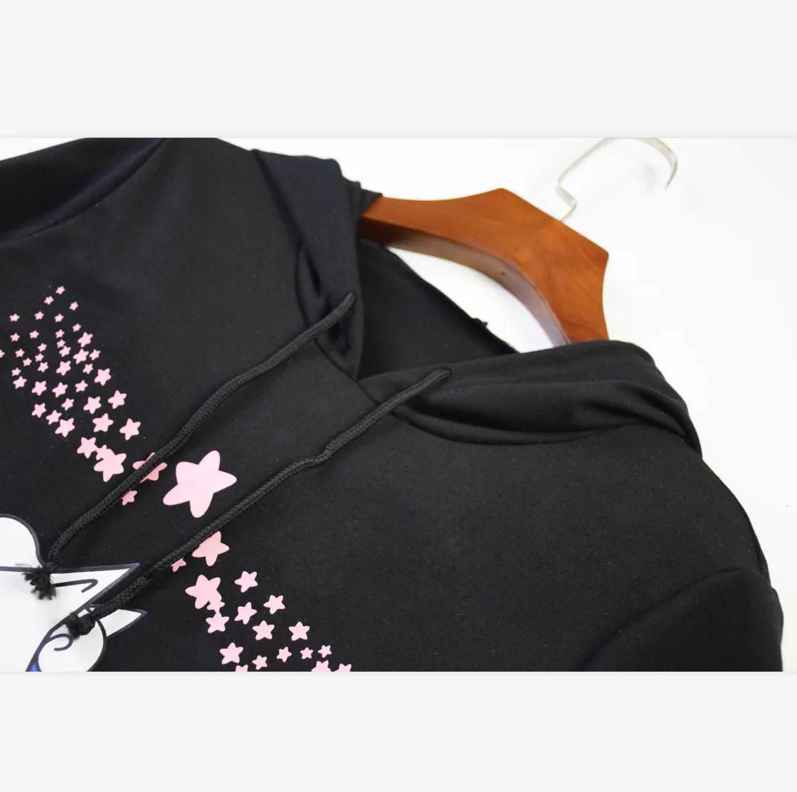 Mati Hči Samorog Tiskanja Sweatshirts 2019 Zimske Družinske Ujemanje Lepe Obleke Outwear Mama In Hči Obleko Vrhovi Črna