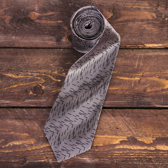 Darilni set: kravato in pero 