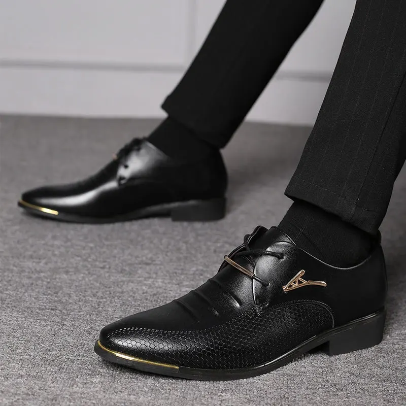 Usnje Moških Obleko, Čevlje, Modno Konicami Prstov Men ' s Business Casual Čevlji Čipke Oxford Formalno Čevlji Plus 48
