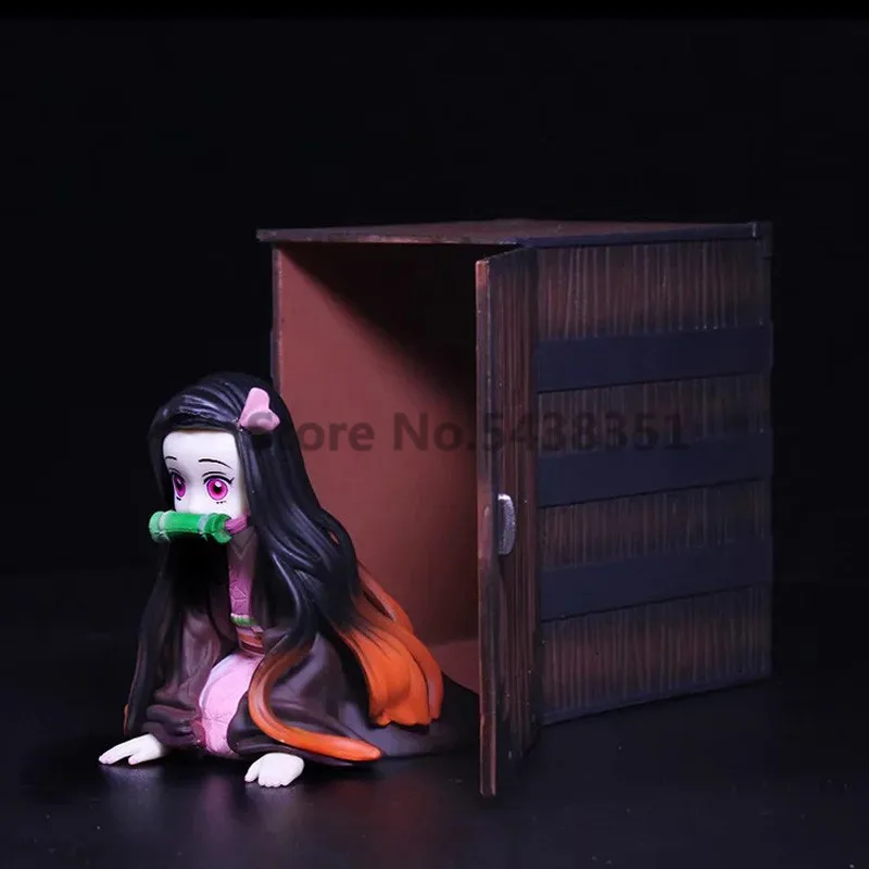9 CM Zenitsu Kamado Nezuko ActionFigure Kimetsu Ne Yaiba Anime PVC figuric Igrače Anime Slika zbirka Model Igrača za darilo