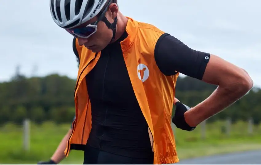 2020 Novi lahki Moški kolesarski brezrokavnik windproof gilet vse sezone, potrebujete enega enostaven za prevoz oranžna in črna barva