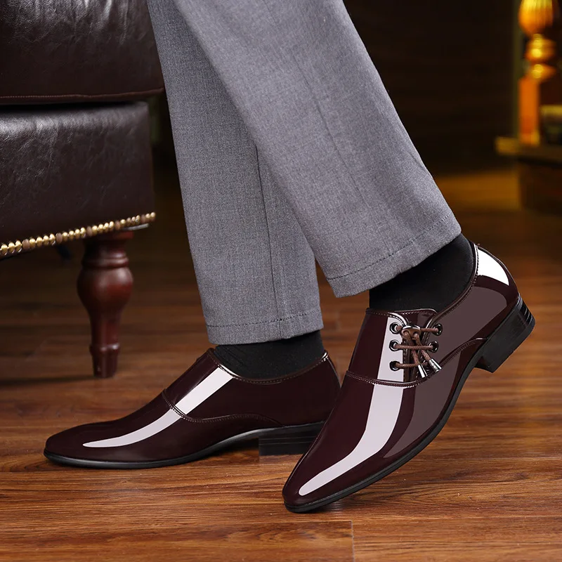 Luksuzne blagovne Znamke Moških Klasičnih Konicami Prstov Obleko, Čevlji Mens Zdrsne na Lakasto Usnje Črna Poročni Čevlji Mens Oxford Formalno Čevlji