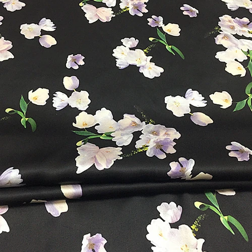 Neverjetno cvjetnim natisniti na črnem ozadju čista svila satena svilena tkanina,SSC337