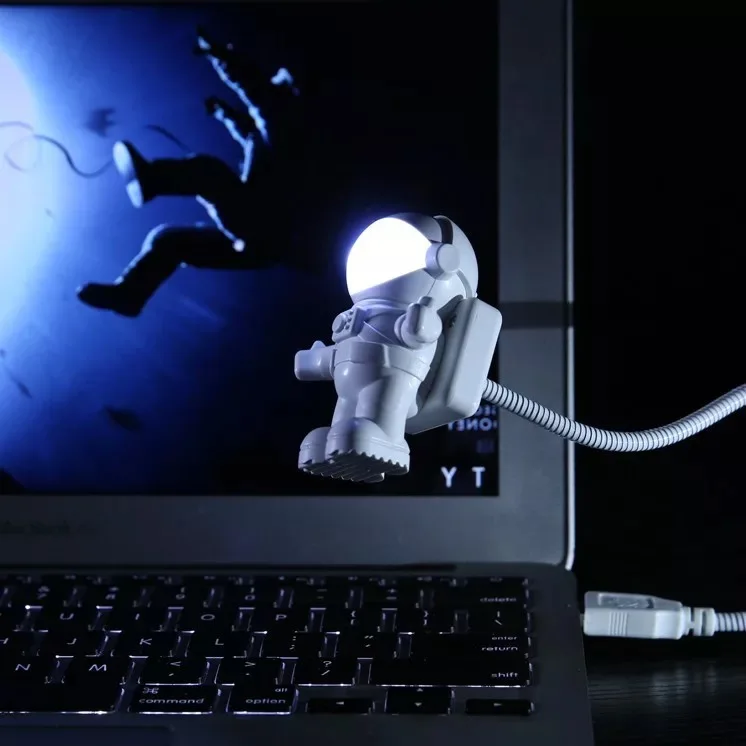 2019 Novo Prispeli Astronavt USB Svetlobe Ustvarjalno Darilo