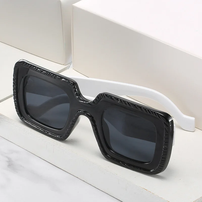 2021 Nov Modni Kvadratnih Sončna Očala Ženske Luksuzni Oblikovalec Dame Sončna Očala Črna Bela Očala Osebnost Odtenki Lunettes
