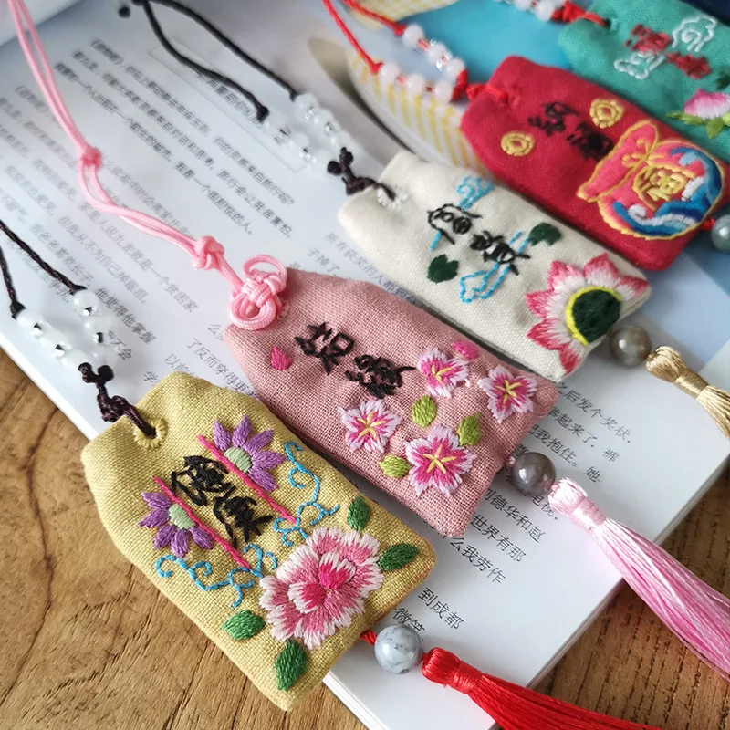 DIY Ročno Vezenje Keychain Risanka Ženska Ključnih Verige Materiala Paket Omamori, ki Niso Končni Izdelek Komplet Needlework Mir, Blagoslov
